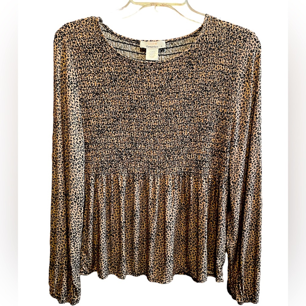 Urban Romantics woman blouse size S/M  Rayon 100 precent